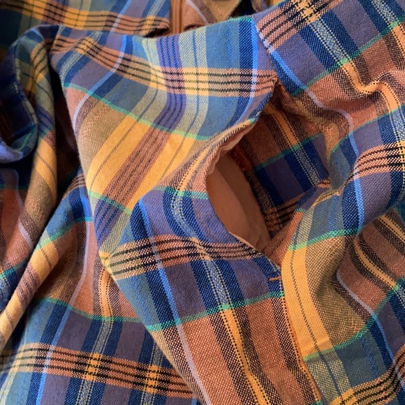 Urban Outfitters Plaid Skirt with pockets! - Picture 4 of 4